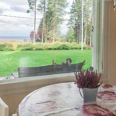 Merivanamo By Interhome Haukipudas